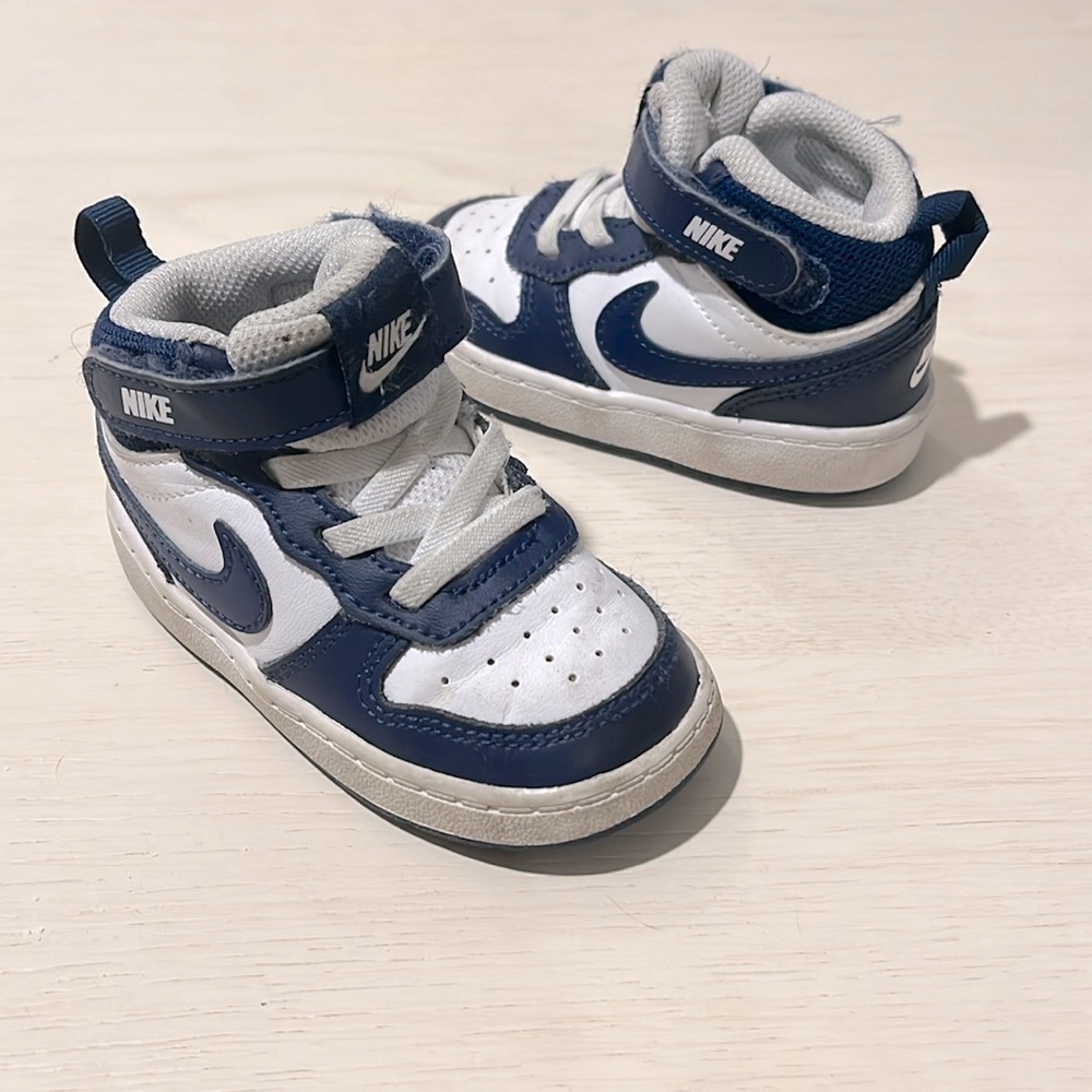 Nike Court Borough Toddler Sneakers (Navy, size 5.5)